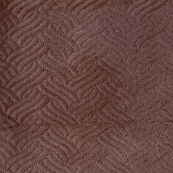 Set of 2 20” x 20” Pillow Covers - Picture 4 of 5